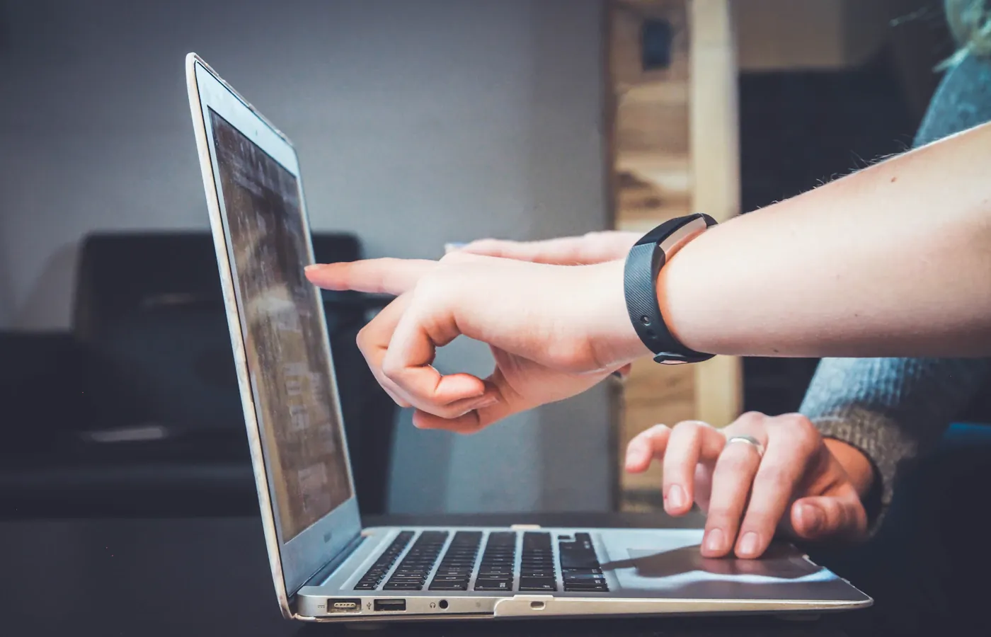 Attività di supporto informatico su computer